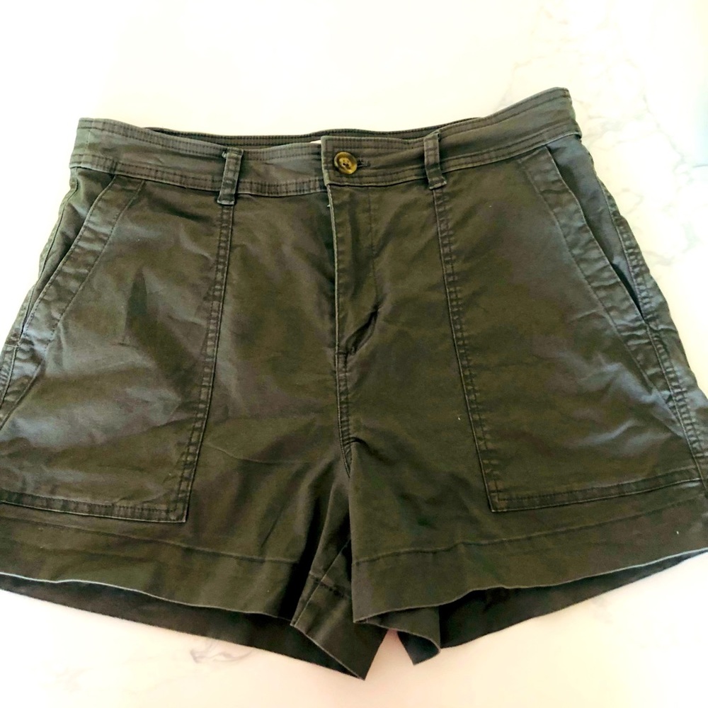 Army Green Ladies Shorts